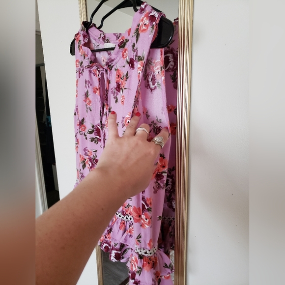 NWOT pretty petunia ruffled top - Picture 16 of 16